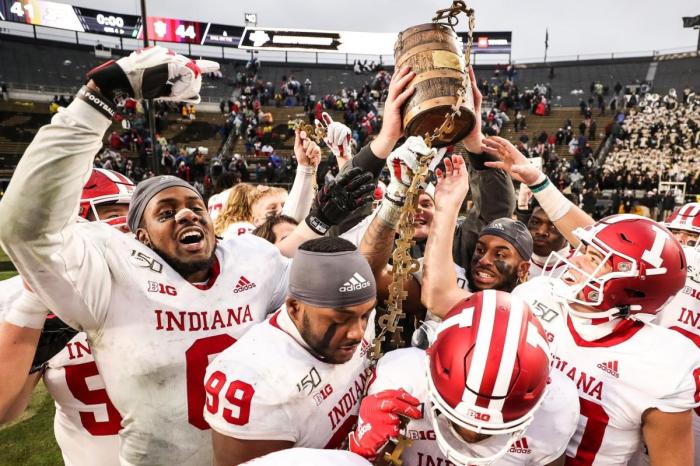 The old oaken bucket poem